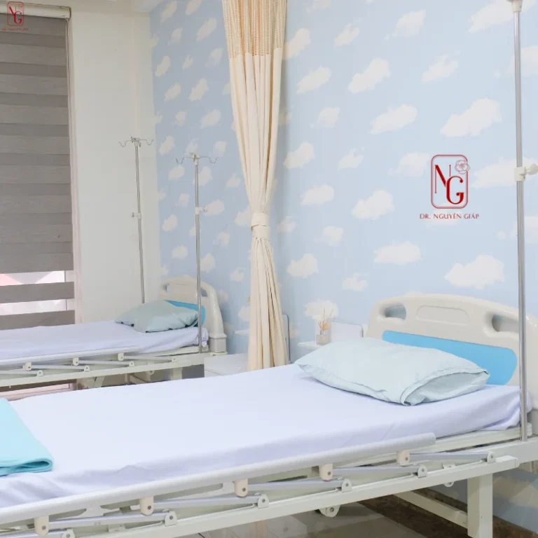 cham soc, anal, phau ear clinic