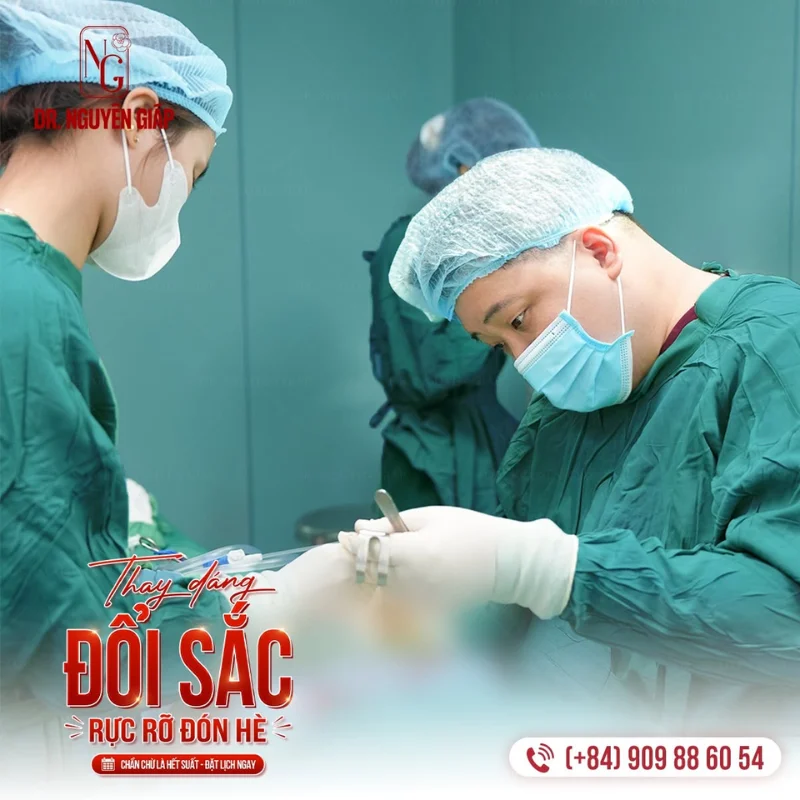 How does a hybrid operating room differ from a traditional operating room?